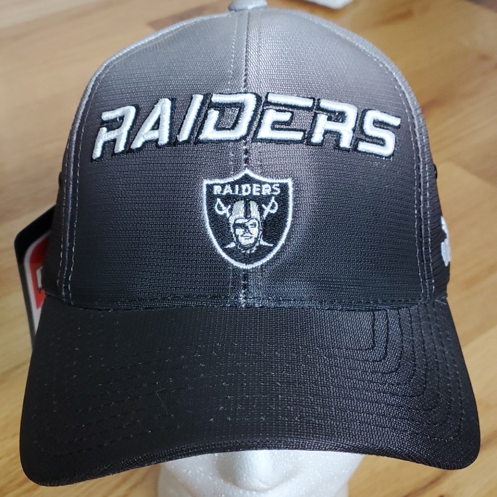 NFL Vintage puma raiders sideline hat